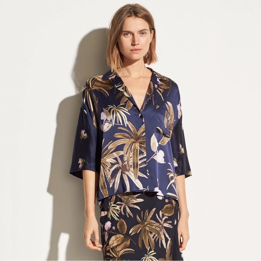 Vince Silk Tropical Garden Blouse Button Front Lightweight Luxury Women Size L